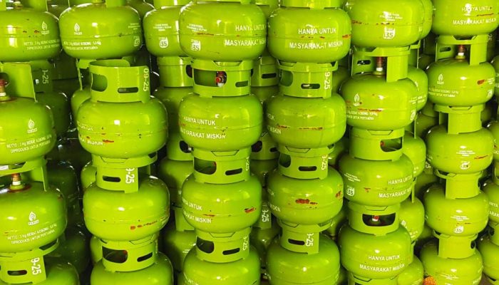 Era Prabowo, Bahlil Siapkan Regulasi LPG 3 Kg Pakai NIK KTP Mulai 2026