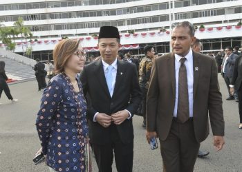 Wakil Menteri Pemuda dan Olahraga Republik Indonesia (Wamenpora RI) Taufik Hidayat hadir pada Rapat Paripurna DPR RI Ke I Tahun 2025–2026 di Gedung Nusantara, Jakarta, Jumat (15/08) sore. (foto:bagus/kemenpora.go.id)