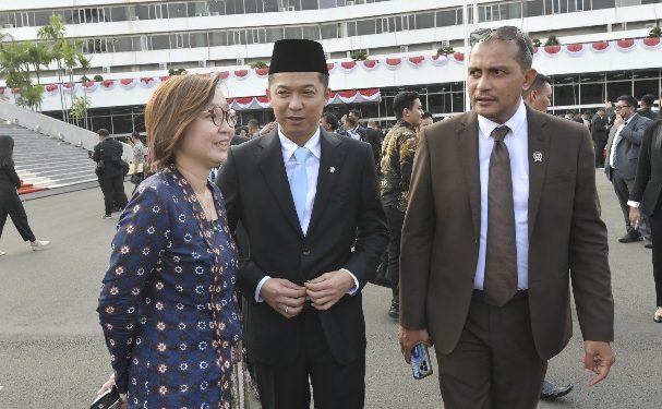 Wakil Menteri Pemuda dan Olahraga Republik Indonesia (Wamenpora RI) Taufik Hidayat hadir pada Rapat Paripurna DPR RI Ke I Tahun 2025–2026 di Gedung Nusantara, Jakarta, Jumat (15/08) sore. (foto:bagus/kemenpora.go.id)
