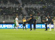Menpora Dito Resmi Buka BRI Super League 2025-2026 Lewat Tendangan Kick Off