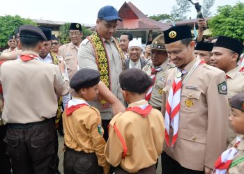Menteri Pemuda dan Olahraga (Menpora) RI Dito Ariotedjo membuka Islamic Scout Camp of Hidayatullah (ISCH) III atau Jambore Ke-3 Satuan Komunitas (Sako) Pramuka Hidayatullah di Pondok Pesantren (Ponpes) Hidayatullah Gunung Tembak, Kota Balikpapan, Kalimantan Timur (Kaltim), Kamis (21/8) pagi.(foto:bagus/kemenpora.go.id)