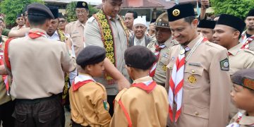 Menteri Pemuda dan Olahraga (Menpora) RI Dito Ariotedjo membuka Islamic Scout Camp of Hidayatullah (ISCH) III atau Jambore Ke-3 Satuan Komunitas (Sako) Pramuka Hidayatullah di Pondok Pesantren (Ponpes) Hidayatullah Gunung Tembak, Kota Balikpapan, Kalimantan Timur (Kaltim), Kamis (21/8) pagi.(foto:bagus/kemenpora.go.id)
