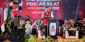 Wakil Menteri Pemuda dan Olahraga (Wamenpora) RI Taufik Hidayat mewakili Menpora Dito Ariotedjo membuka