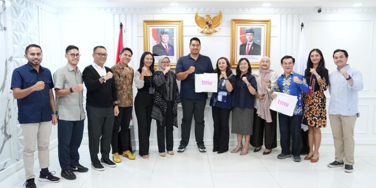 Kementerian Pemuda dan Olahraga Republik Indonesia (Kemenpora RI) siap berkolaborasi dengan Taman Mini Indonesia Indah (TMII) untuk mendukung berkembangnya kegiatan kepemudaan dan keolahragaan. (foto:Herry/kemenpora.go.id)