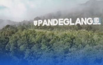 Menantang Adrenalin di Gunung Karang, Pandeglang