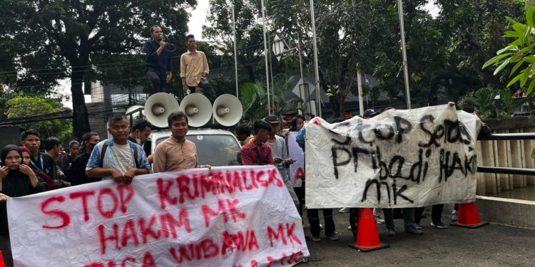 Generasi Milenial Minta Hentikan Kriminalisasi Hakim MK