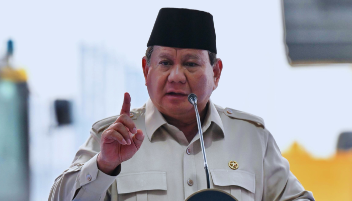 Prabowo Tunda Istirahat Akhir Pekan demi Pastikan Pembangunan Jembatan untuk Siswa