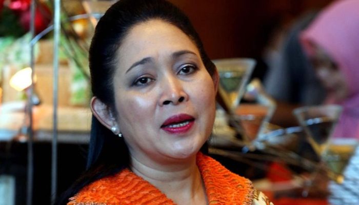 Titiek Soeharto Desak Pemerintah Hentikan Total Penebangan Hutan Usai Banjir Bandang