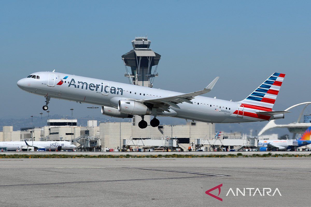 esawat American Airlines Airbus A321-200