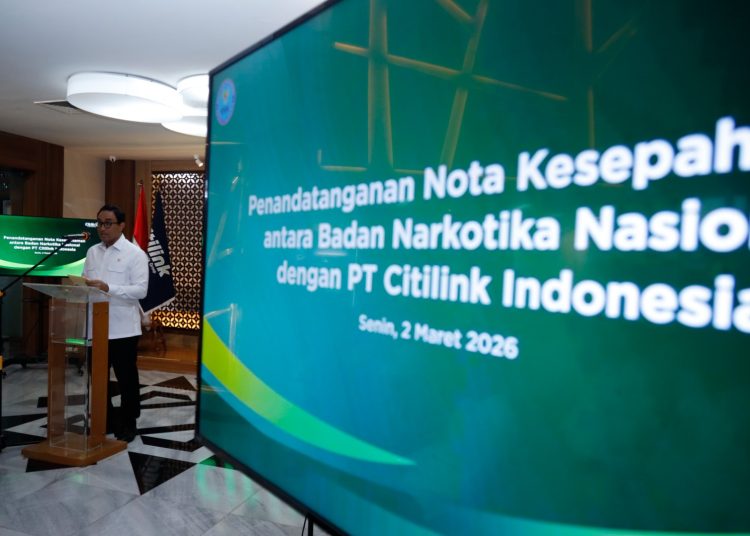 Badan Narkotika Nasional (BNN) melalui kolaborasi strategis bersama PT Citilink Indonesia. Kerja sama tersebut dikukuhkan melalui penandatanganan Nota Kesepahaman (MoU) antara Kepala BNN RI Suyudi Ario Seto dan Direktur Utama Citilink Darsito Hendrosaputro, pada Senin (2/3).