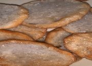 Bontot Ikan Payus, Camilan Berat Favorit Warga Pesisir