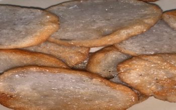 Bontot Ikan Payus, Camilan Berat Favorit Warga Pesisir