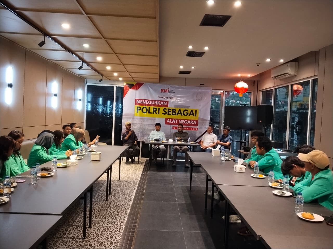 Diskusi KMI Polri Sebagai Alat Negara