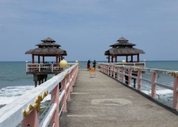 Pantai Sambolo, Pantai Klasik Favorit Warga Lokal