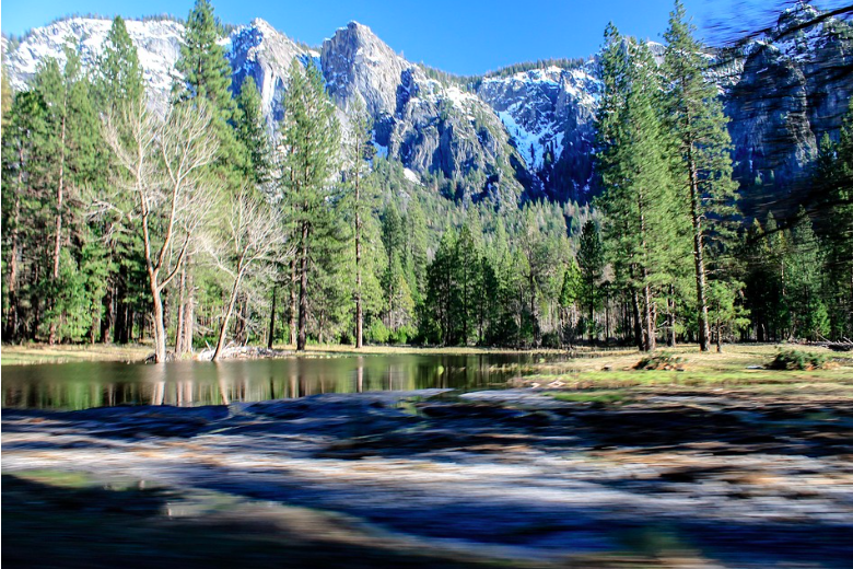 Yosemite Terletak Di jantung Pegunungan Sierra Nevada